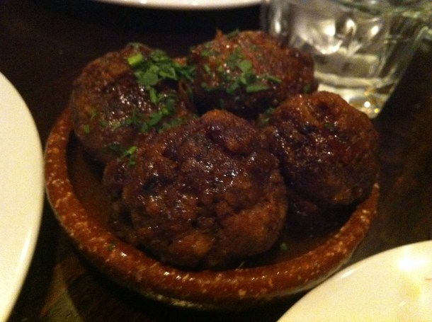 Albondigas de Cerdo y Rabo de Toro at Barrica