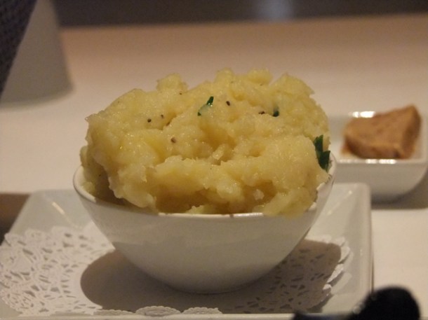 mashed potato filet mignon accompaniment at Mix