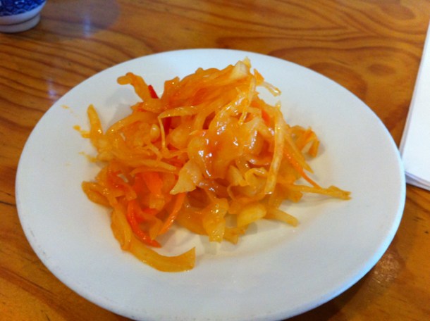 shredded cabbage and carrot at san xia ren jia