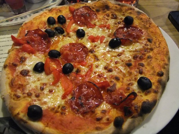 chorizo pizza at soho joe