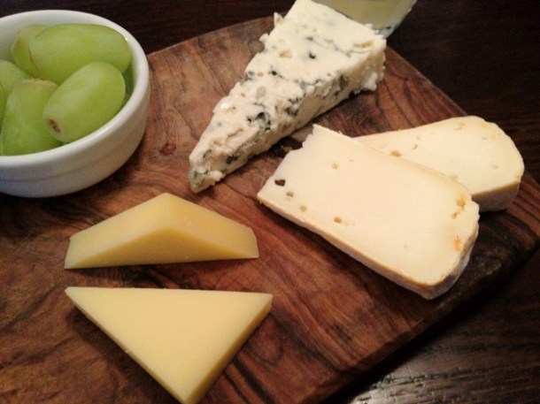 roquefort, reblochon and comte at Cote roquefort, reblochon and comté at côte