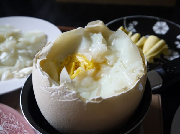 boiled-ostrich-egg boiled-ostrich-egg