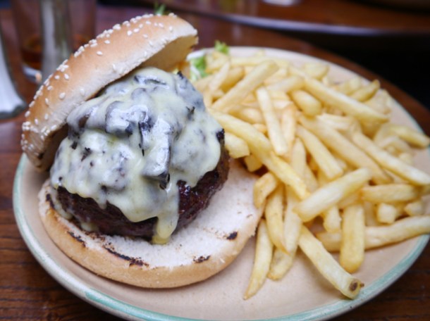 burger at the lukin