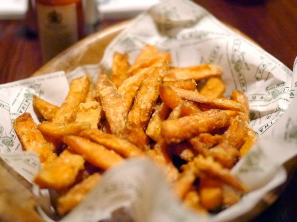 sweet potato fries at kua'aina