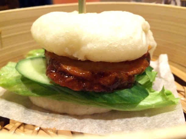 pork belly hirata bun at shoryu