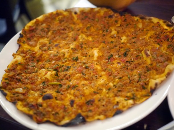 lahmacun at oklava