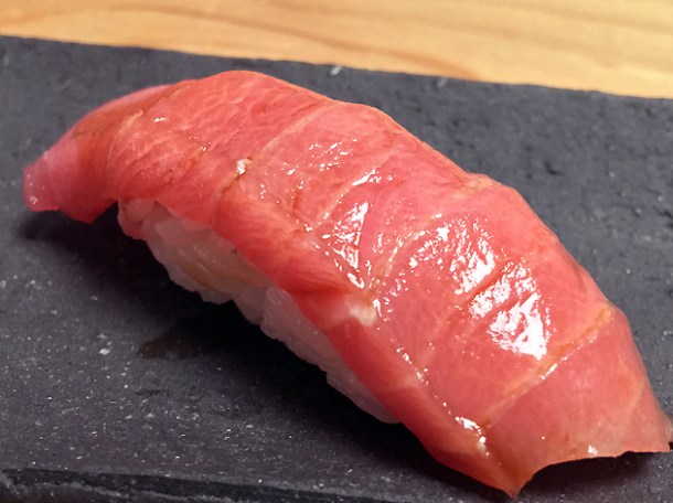 chutoro tuna sushi at yen the strand