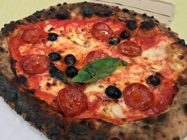 diavola pizza from rust bucket at street feast woolwich public market