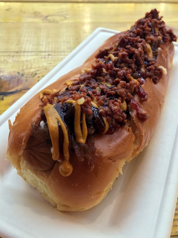 illustrative photo of the vegan New York hot dog from Oprha's at Mercato Metropolitano