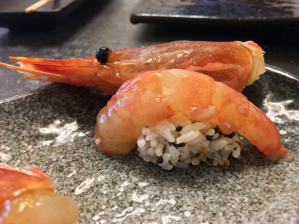 illustrative image of the raw prawns at Junsei