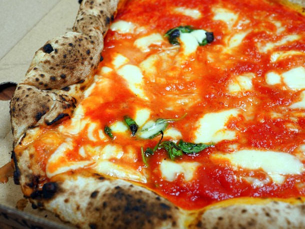 illustrative photo of the margherita from Crust Bros Waterloo