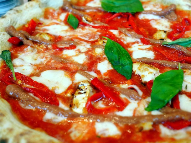 illustrative photo of the rhubarb pizza from 400 Rabbits Elephant and Castle