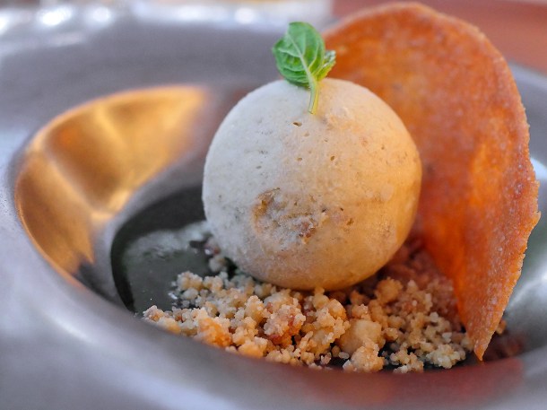 illustrative photo of the banana parfait at Lahpet West End