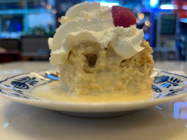 illustrative photo of the tres leches cake at Guacamoles